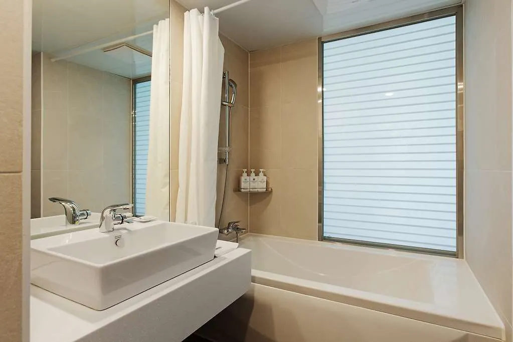 Value Hotel Busan 4*,